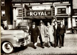 Back in the 30s and 40s it was the royal theater great movies and shows in the 50s it changed over to the liberty theater Elizabeth New Jersey Sal Performed there a lot It was also a famous mob hang out and these are all my great uncle Joey’s buddies Sal and Captain Tony’s little brother